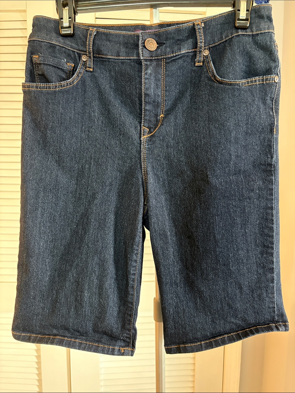 Gloria Vanderbilt Dark Indigo Denim Jean Shorts